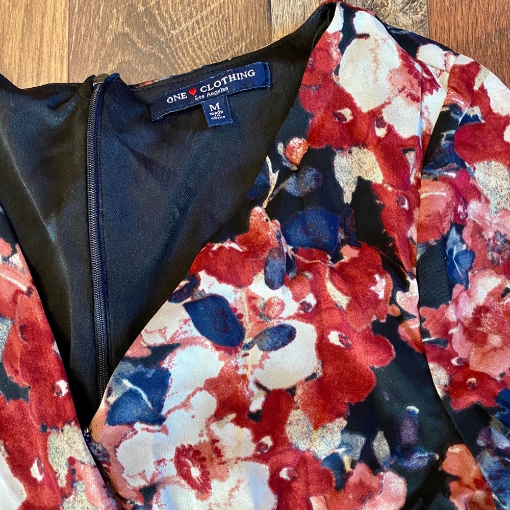 ONE CLOTHING Los Angeles Floral Long Sleeve Romper - Picture 2 of 5